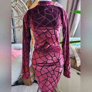 Windsor body con burgundy velvet dress size M (dr1)